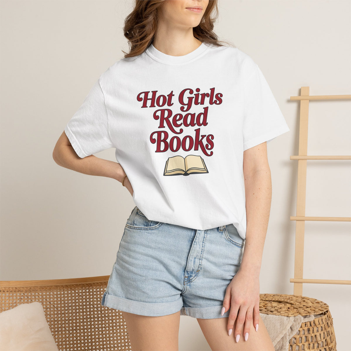 Hot Girls Read Books T-Shirt