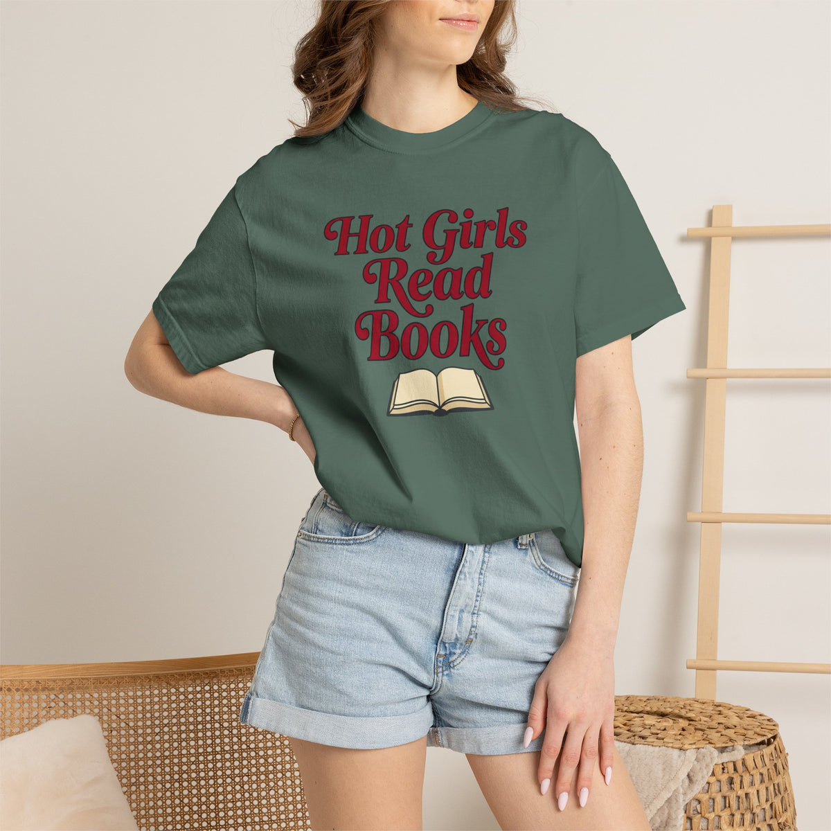 Hot Girls Read Books T-Shirt