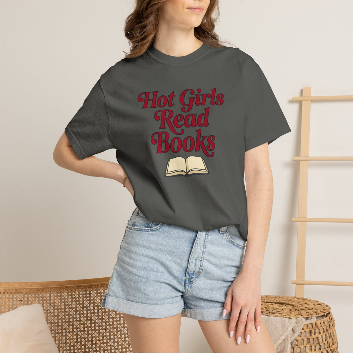 Hot Girls Read Books T-Shirt