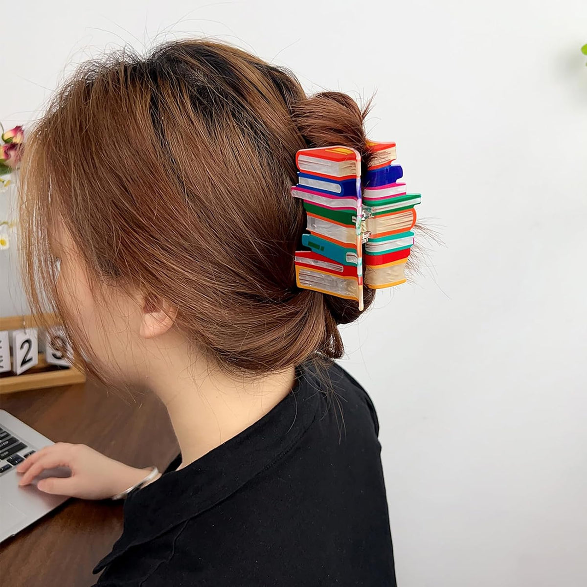 Doneace Book Hair Claw Clips Back To School Hair Clips for Thin Hair Funny Teacher Hair Jaw Barrettes Cute Hair Accessories for Women Book Lovers Teachers Appreaction Present